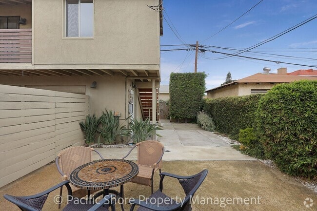 Building Photo - Coolidge Apartments Unit 2835.5