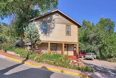 Building Photo - 8 Navajo Avenue Rental