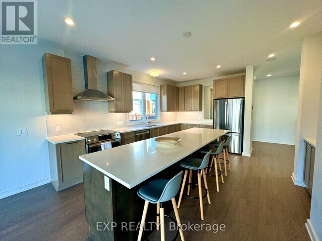Photo - 622 Summerhill St