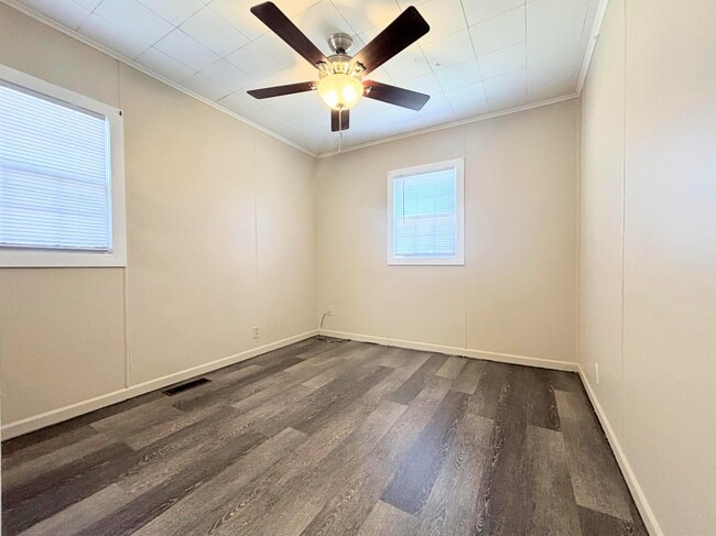 Photo - 514 Eshelman St