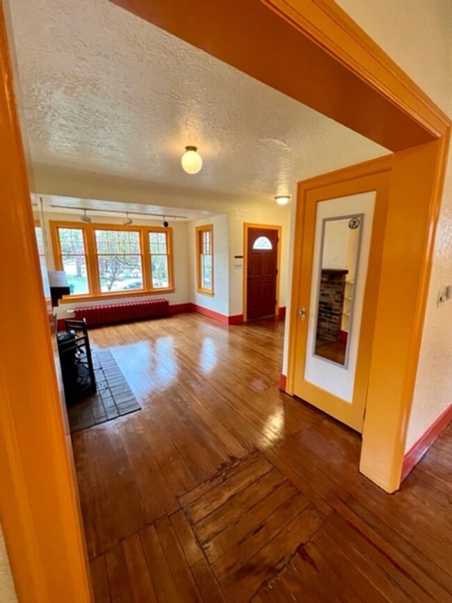 Photo - Phinney Ridge Home