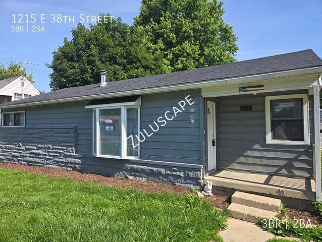 Building Photo - 1215 E 38th St