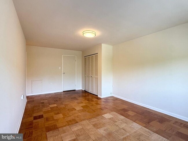 Photo - 10201 Grosvenor Pl Unit 804A