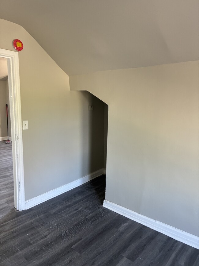 Photo - 15448 Log Cabin St