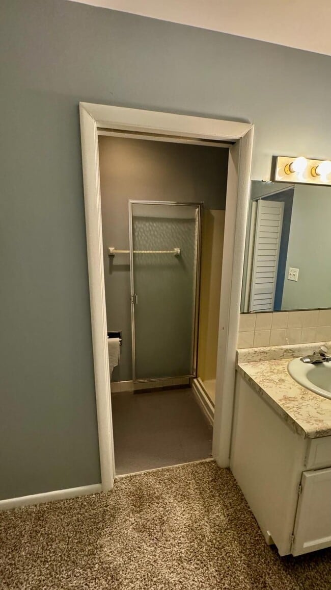 Photo - 1041 W Ogden Ave Unit 232