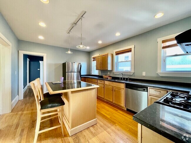 Building Photo - 49 Wellington Rd Unit 49 Rental