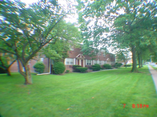 Building Photo - 77 Orange Rd Rental