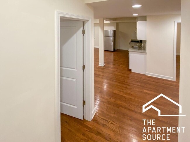 Photo - 1827 W Leland Ave Unit GDN