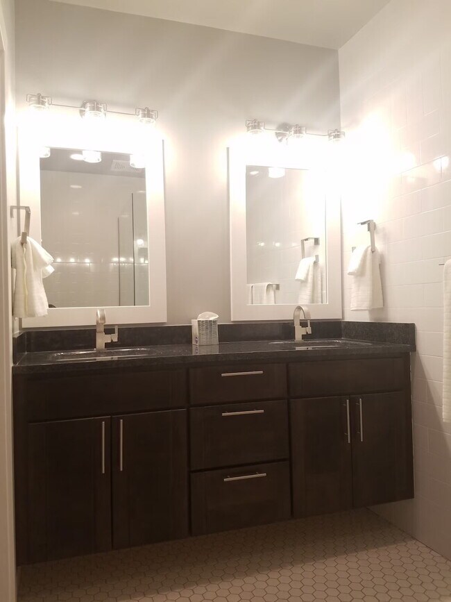 Photo - 2238 Washington Blvd