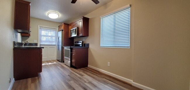Photo - 340 5th Ave