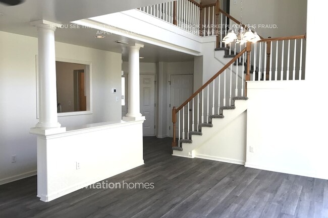 Photo - 10400 Neland St