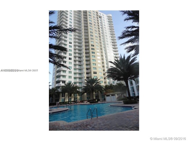 Photo - 1755 E Hallandale Beach Blvd Unidad 1204E Rental