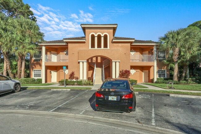 Building Photo - 8020 Carnoustie Pl Unit 3921