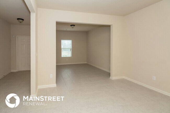 Photo - 75 Michelle Wy