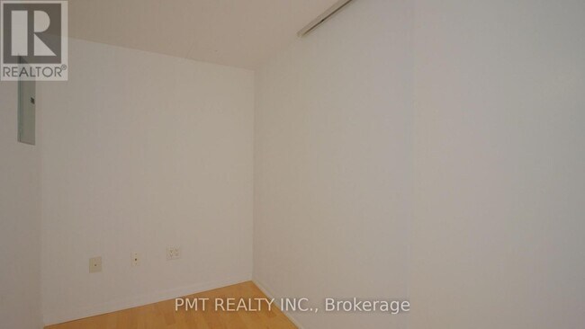 Photo - 38 Grenville St Unit 1607