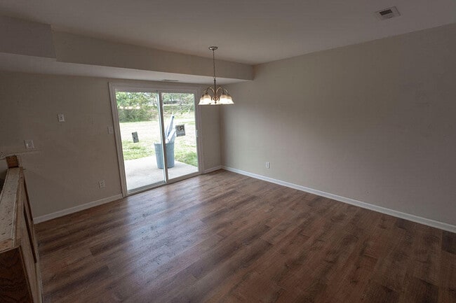 Photo - 1911 Mirtle Grove Ct