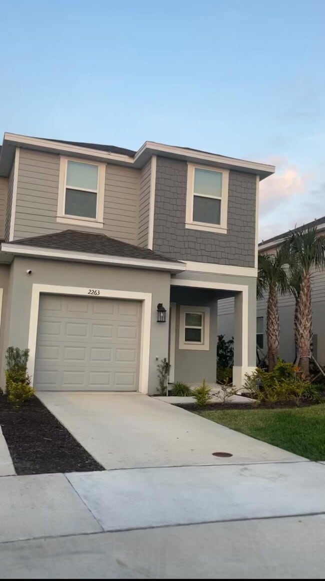Front - 2263 Portrait St Townhome