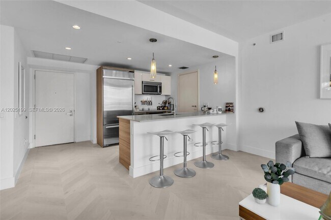 Photo - 1300 Brickell Bay Dr Unit 3408