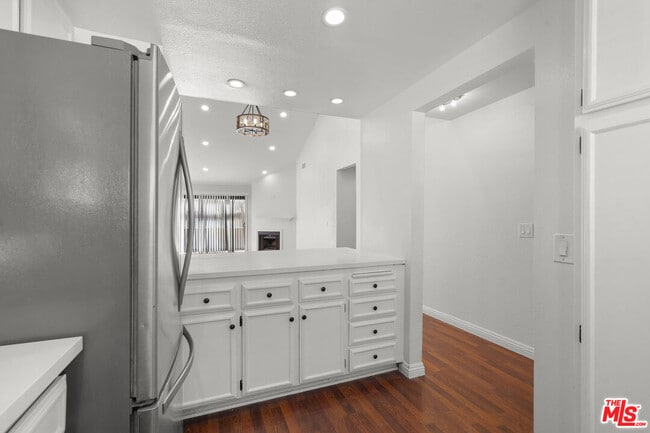 Photo - 3055 N Brea Blvd Unit 4