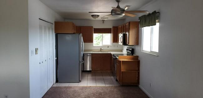 Photo - 722 W Madison St