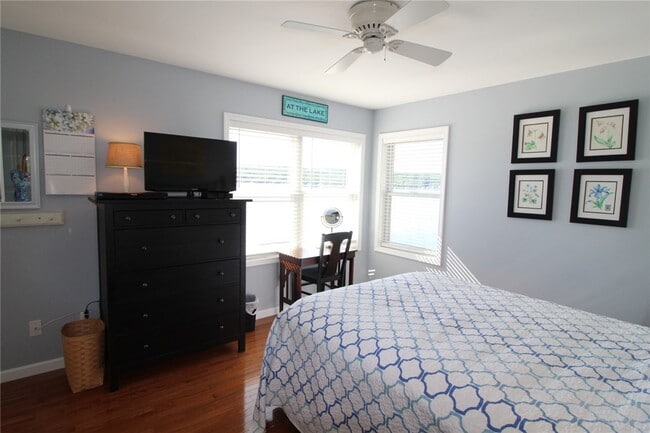 Photo - 5732 E Lake Rd