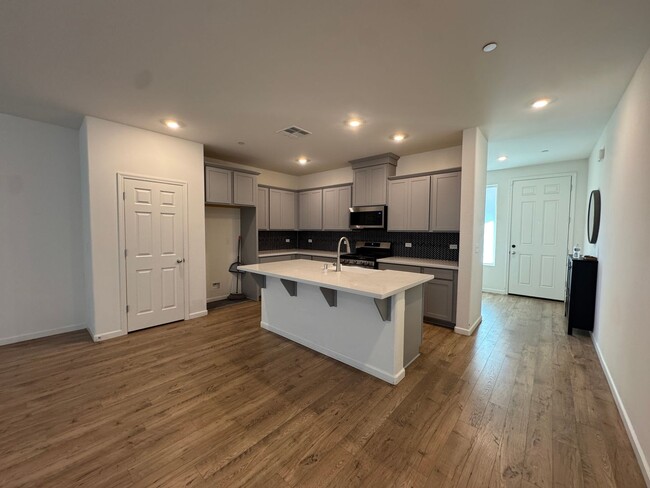 Photo - Lovely Home for rent in Visalia, Ca