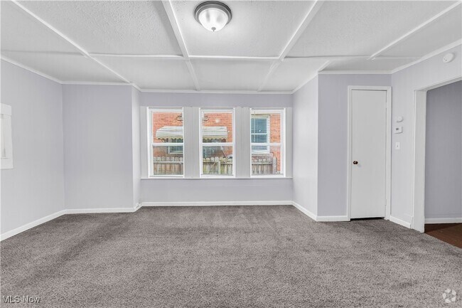 Building Photo - 7945 Lorain Ave Unit 1/DN Front Rental