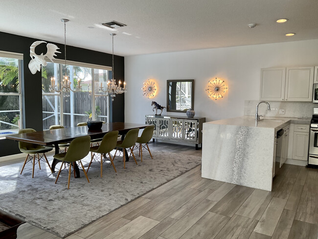 Open floor plan. - 8208 Heritage Club Dr House