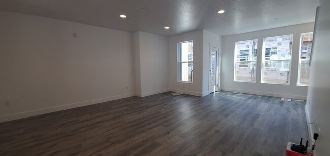 Photo - 3841 Mossmorran Ln