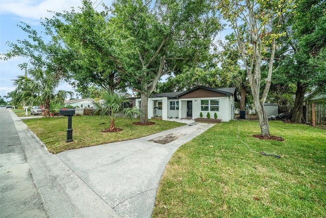 Photo - 3812 W Rogers Ave