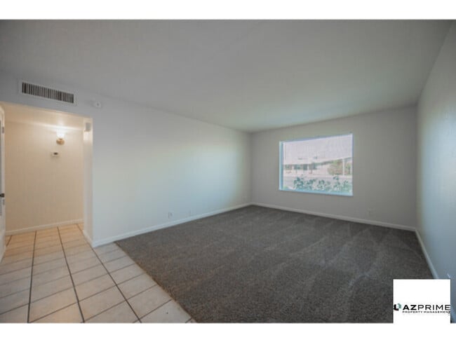 Photo - Modern 2/2 Mesa Duplex Unit!