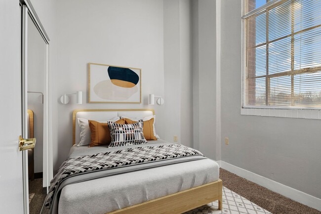 Photo - Southside of Muncie Unit 259