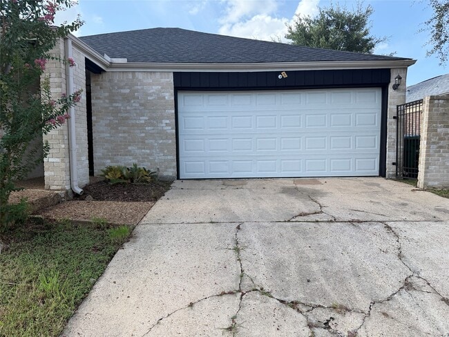 Photo - 7822 Albin Ln