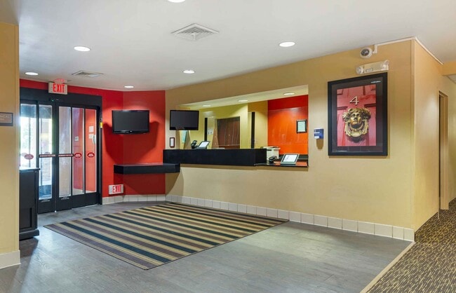 Furnished Studio-Hartford - Manchester