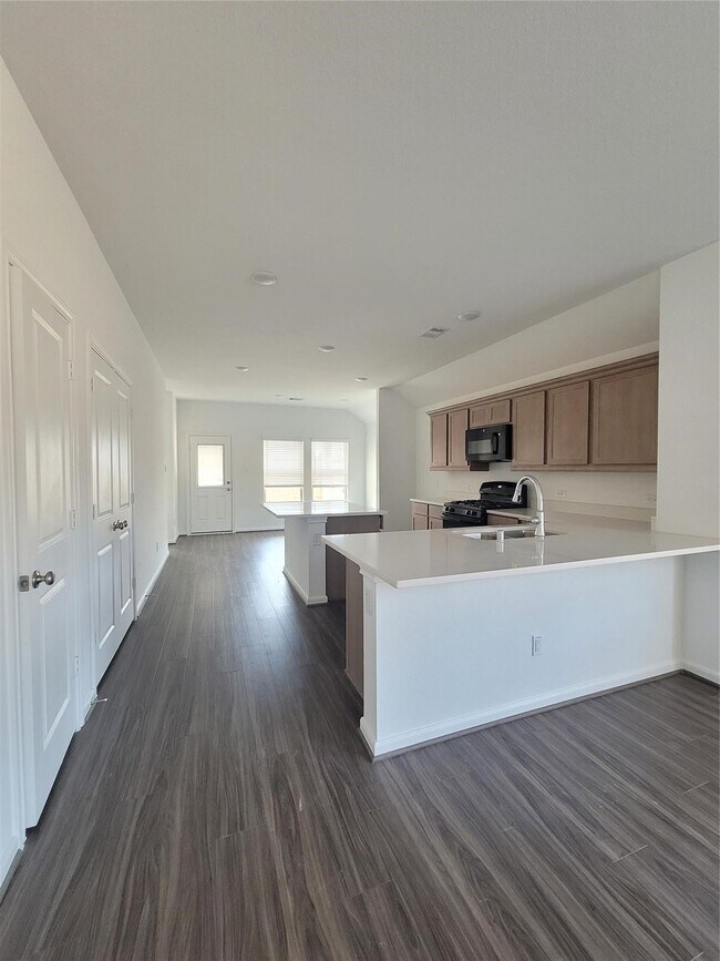 357 Salerio Wy