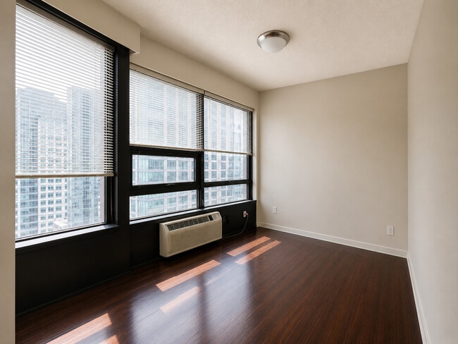 Photo - 30 E Huron St Unit 4302