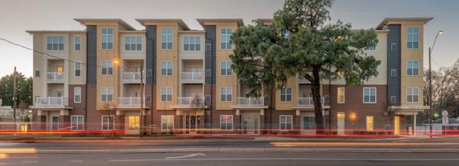 Building Photo - Park at Drexel Rental
