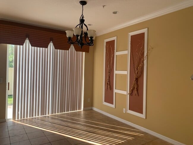 Photo - 4896 Fiorazante Ave