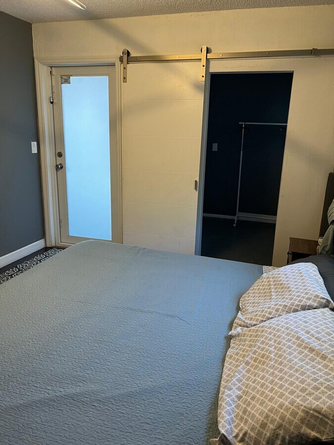 Photo - 921 Orange Isle