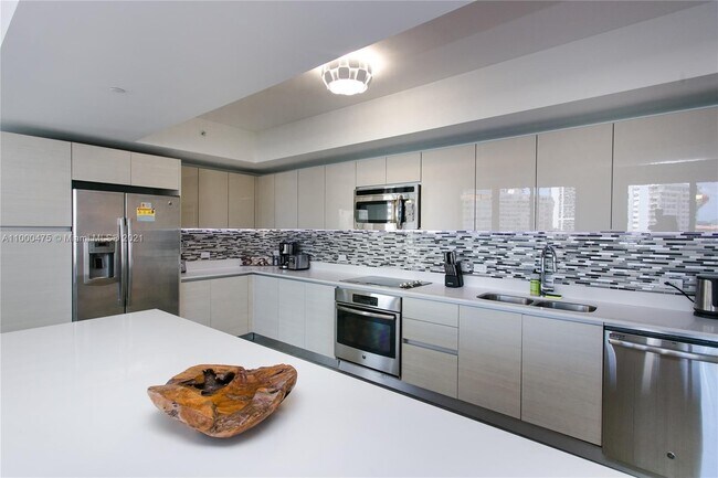 Photo - 2600 E Hallandale Beach Blvd Condo Unit T2002 SEASONAL