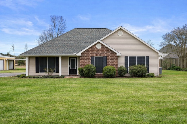 Building Photo - 4607 W Prien Lake Rd