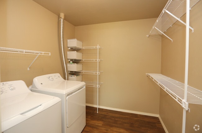 2BR - Lower Ranch