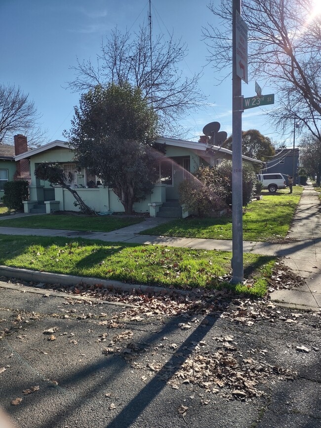 Photo - 62 W 23rd St Unit Merced Duplex