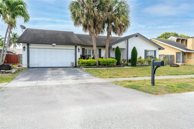 Building Photo - 7354 NW 49th Ct Rental