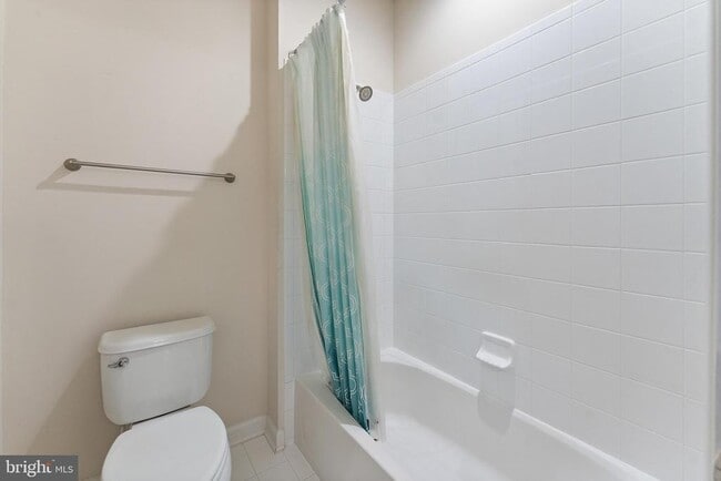 Photo - 612 Samantha Ct