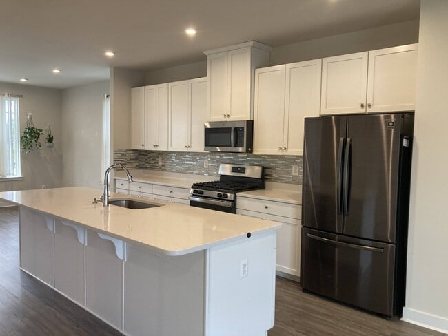 Photo - 301 Theodora Way