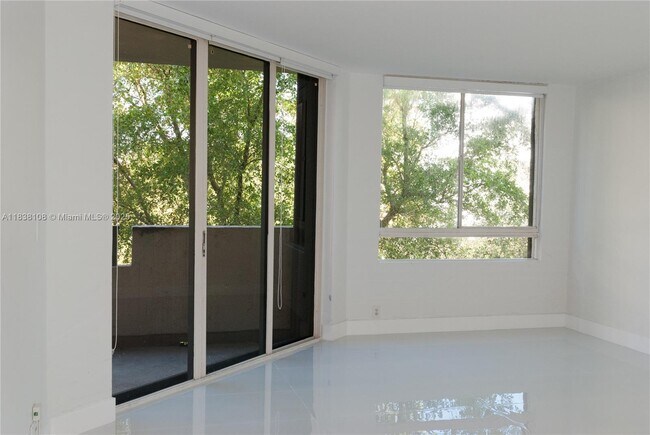 Photo - 141 Crandon Blvd Unit 342
