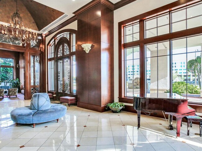 345 Bayshore Blvd Unit 1813
