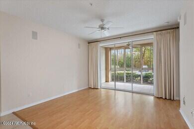 Photo - 8601 Beach Blvd Unidad 201