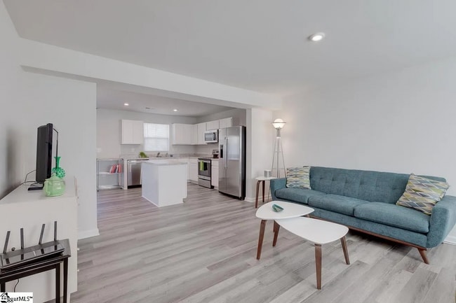 Photo - 565 Hampton Townes Dr
